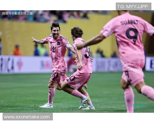 400万身价足球明星的崛起与挑战揭秘他们背后的奋斗故事与成就 400万身价足球明星的崛起与挑战揭秘他们背后的奋斗故事与成就