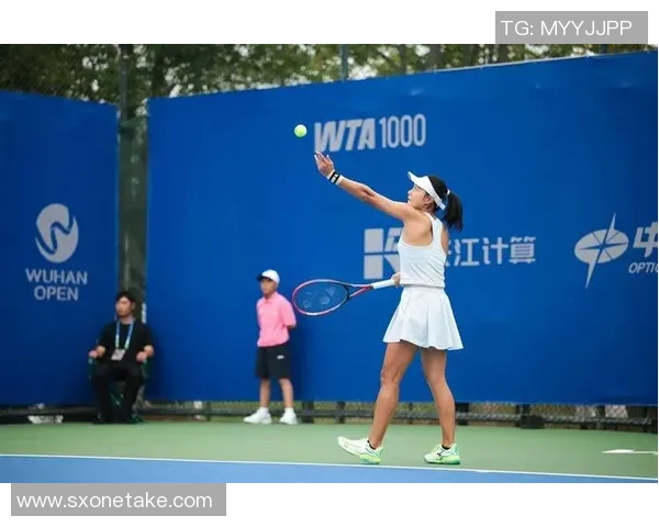 武汉网球队战术解析：如何在网球赛场上取得胜利的关键策略与技巧