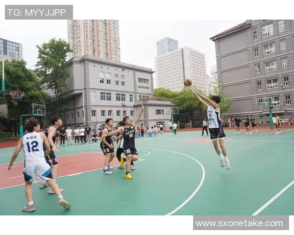 南京篮球队在篮球团队协作排行榜中荣获第4名展现出色团队精神与默契配合