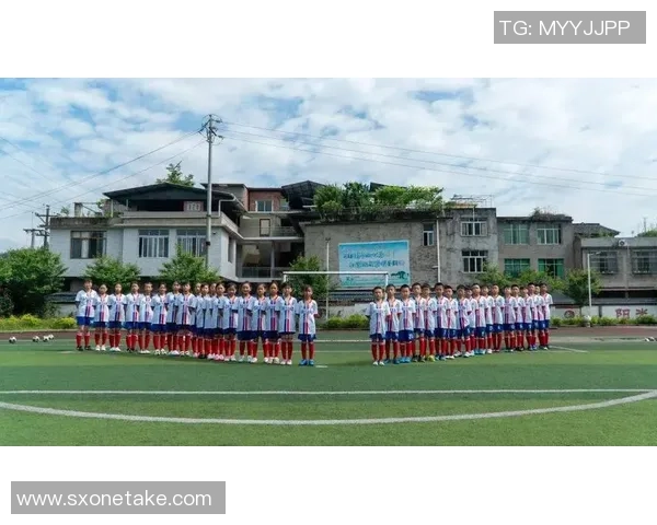 熊寅足球：探索中国足球新未来的激情与梦想之旅